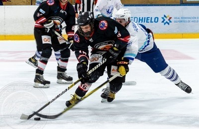 /media/noticias/fotos/pr/2022/03/28/el-hockey-hielo-majadahonda-vence-al-chh-txuri-urdin-en-la-nevera_thumb.jpg